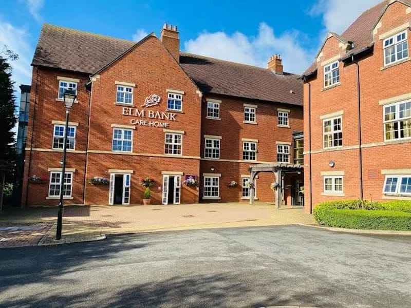 Elm Bank Care Home - Nursing Home in Kettering, England photo 2