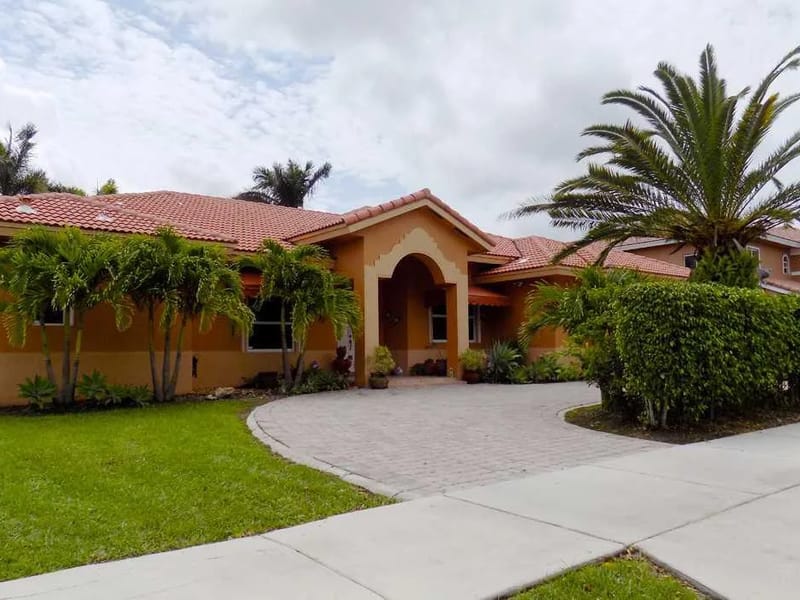 Amigos Of Westchester Alf Corp - Assisted Living in Miami, FL photo 2
