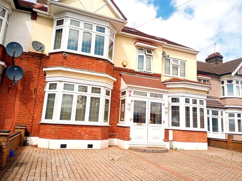 Faricare Ltd - In-Home Care in Ilford, England photo 2