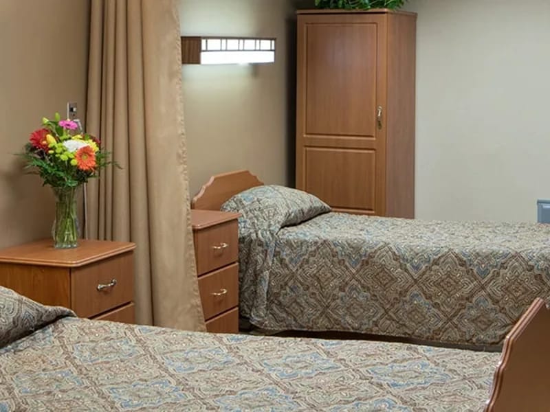 Ahwatukee Post Acute - Nursing Home in Phoenix, AZ photo 2