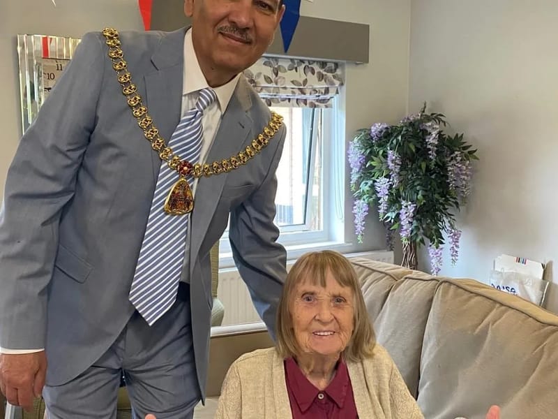 Dove Court Care Home - Nursing Home in Burnley, England photo 1