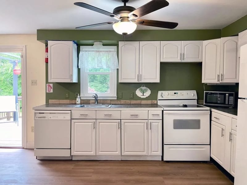 Evergreen Gardens Assisted Living Llc - Assisted Living in Laurel, MD photo 1