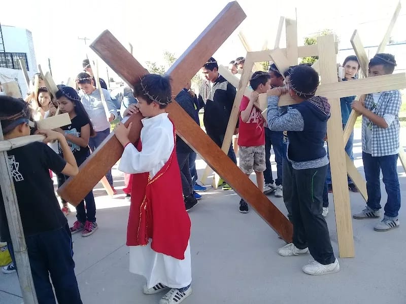 OASIS DEL ANCIANO SANTA ANA Y SAN JOAQUIN - Vida Asistida in San José Iturbide, Guanajuato photo 8