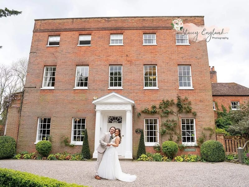 Mulberry House in Bedford, England photo 3