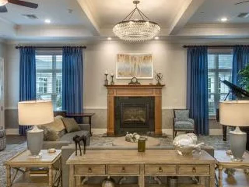 Benton House Of Florence - Assisted Living in Florence, SC photo 2