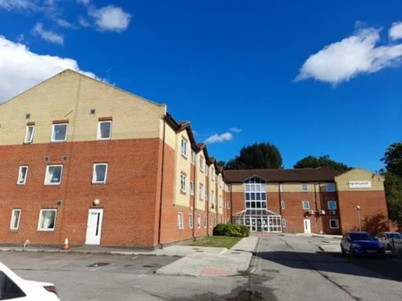Bluebell Nursing & Residential Home - Nursing Home in Grays, England photo 3