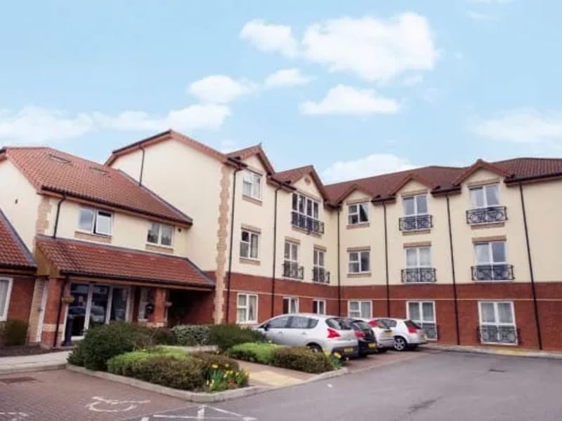 Thatcham Court Care Home - Nursing Home in Thatcham, England photo 2