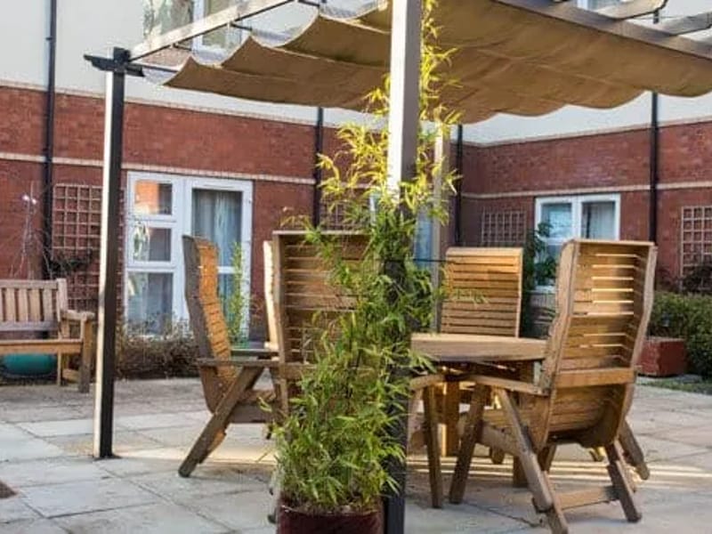 Thatcham Court Care Home - Nursing Home in Thatcham, England photo 3