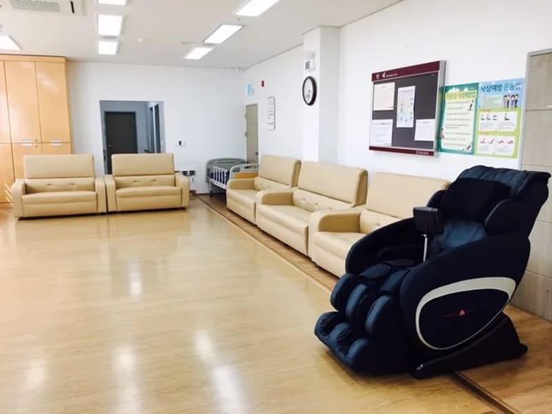 괴산군주간보호센터 - 주간보호 in 괴산군, 충청북도 photo 2