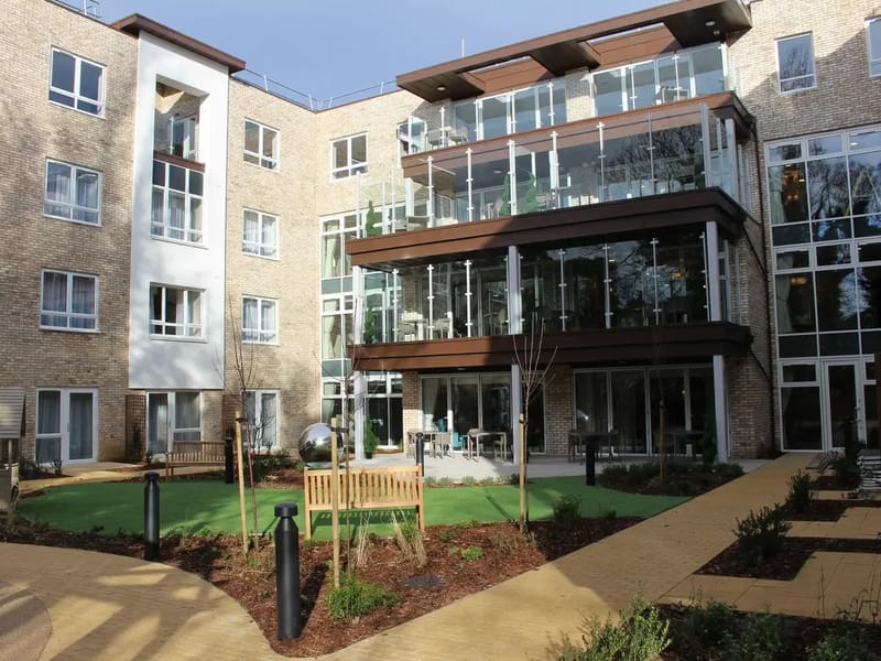 European Nursing Agency Limited - In-Home Care in Welwyn Garden City, England photo 3