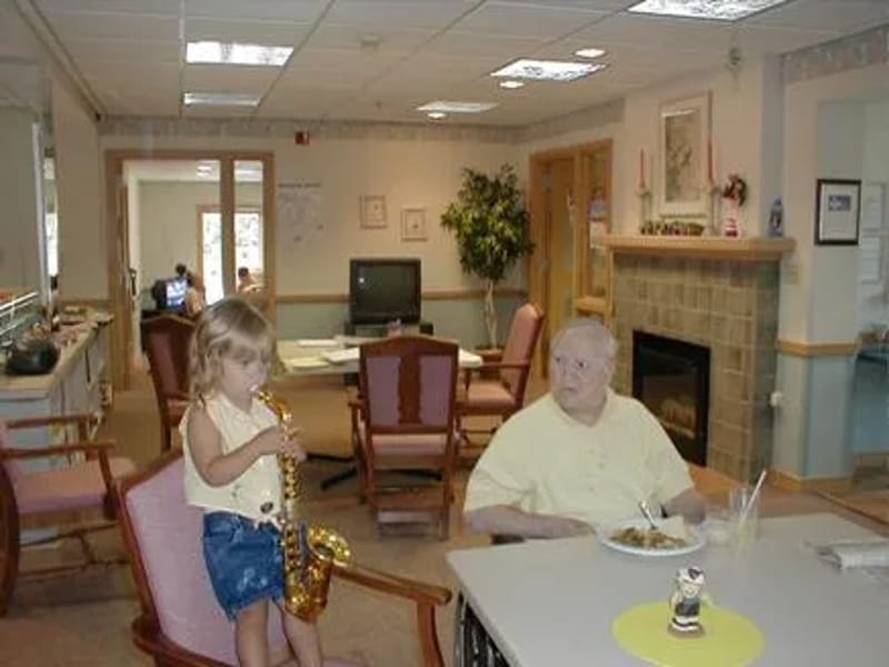 Day By Day - Adult Day Care in Cincinnati, OH photo 3