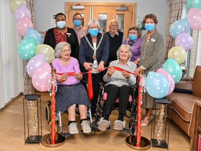 Lilleybrook Care Home - Nursing Home in Cheltenham, England photo 2