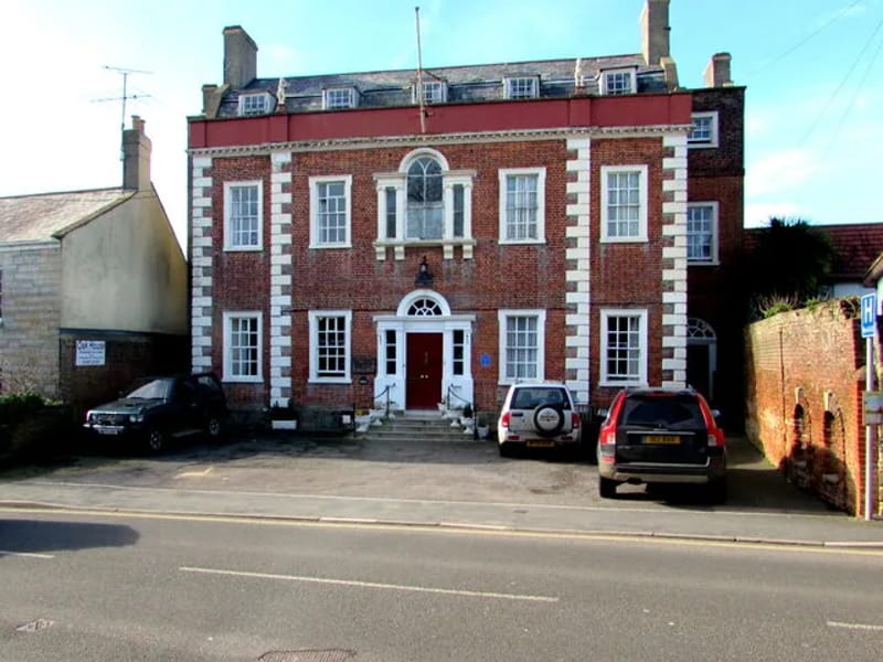 Oak House Care Home - Nursing Home in Axminster, England photo 3
