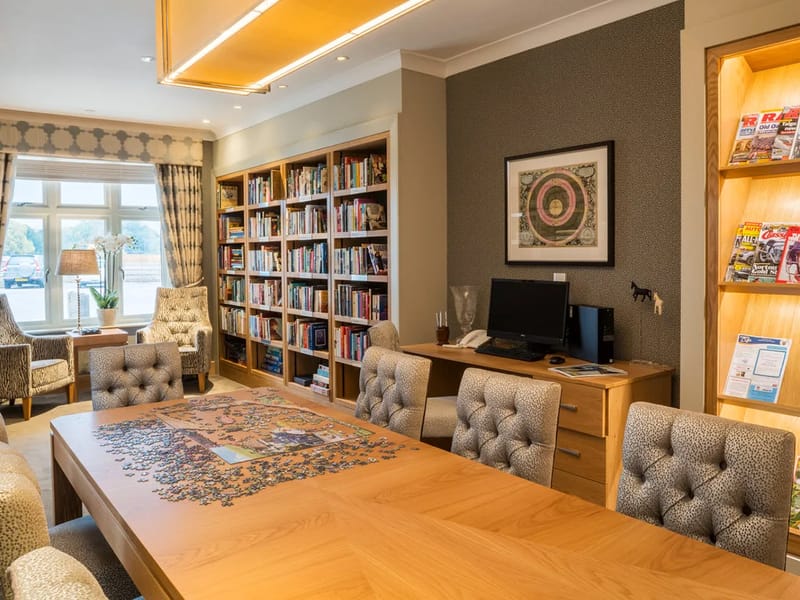 Tudor Avenue Residential Care Home - Nursing Home in Richmond, England photo 3