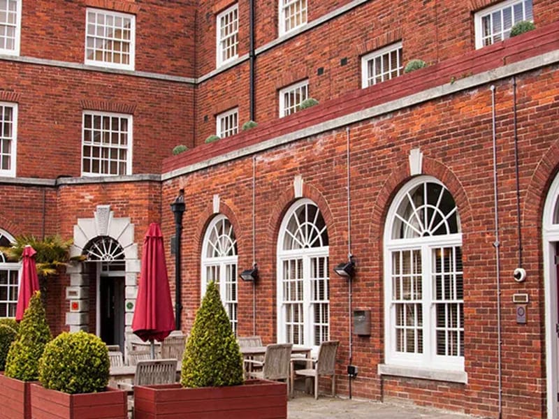 Charlotte House - Assisted Living in Thatcham, England photo 2