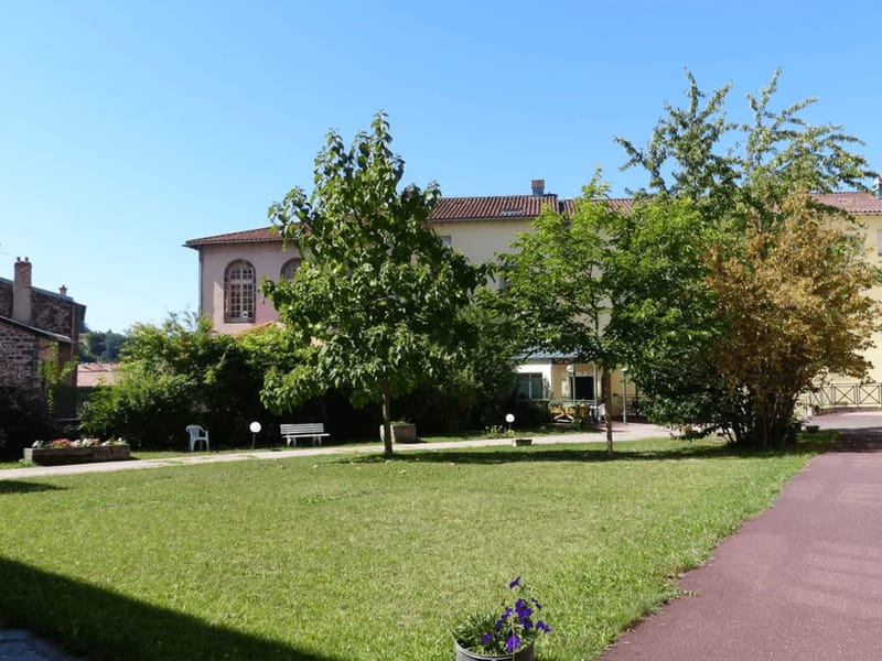 Ehpa Saint Joseph - Maison de Retraite in LE MANS, Pays de la Loire photo 3