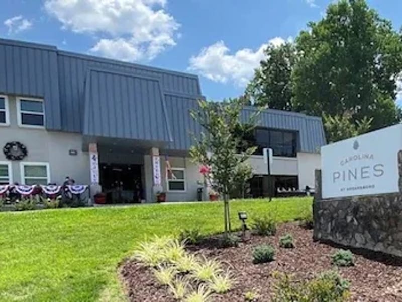 Liberty Commons Nursing & Rehabilitation Center Of - Nursing Home in Burlington, NC photo 3