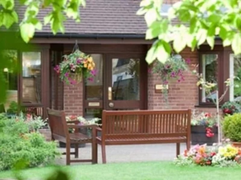 Eothen Residential Homes - Gosforth in Newcastle Upon Tyne, England photo 2