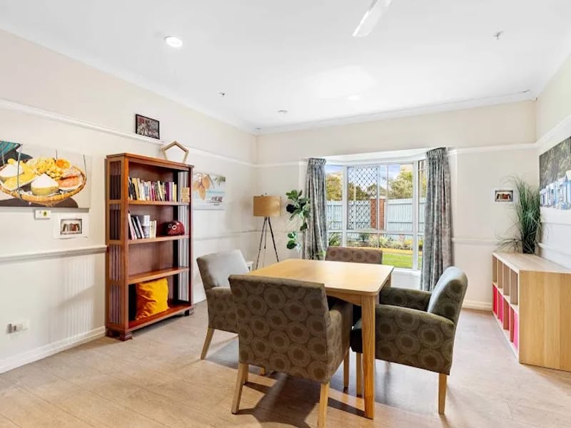 Regis Sandgate - Griffith - Nursing Home in Sandgate, QLD photo 2