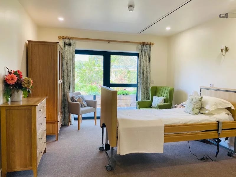 Country Lodge Nursing Home - Nursing Home in Worthing, England photo 3