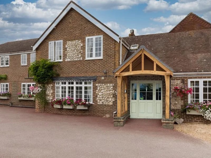 Country Lodge Nursing Home - Nursing Home in Worthing, England photo 4