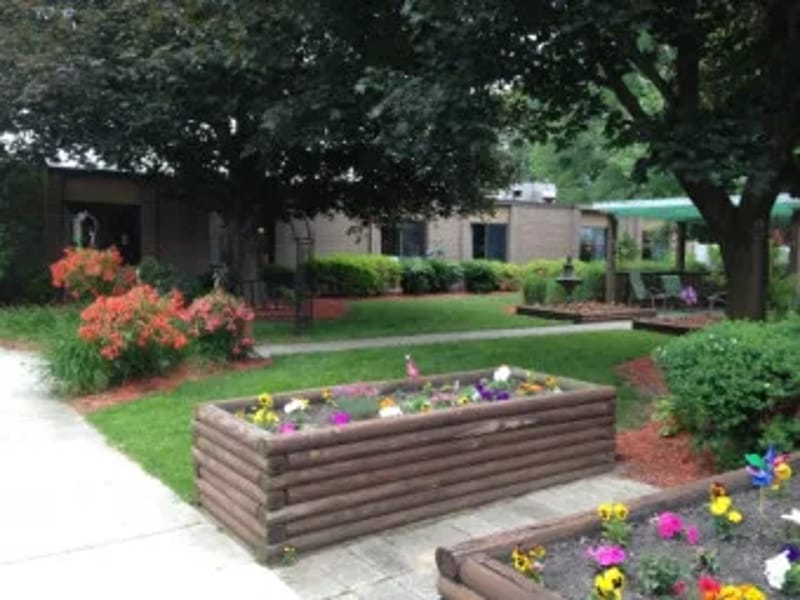 Mission Point Nursing & Physical Rehabilitation Ce - Nursing Home in Cedar Springs, MI photo 2