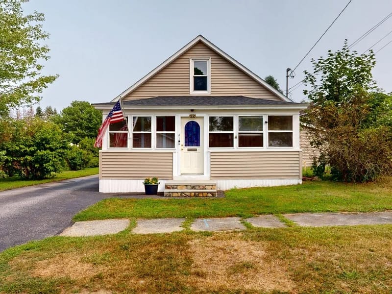 30 Rosedale St - Assisted Living in Lewiston, ME photo 3