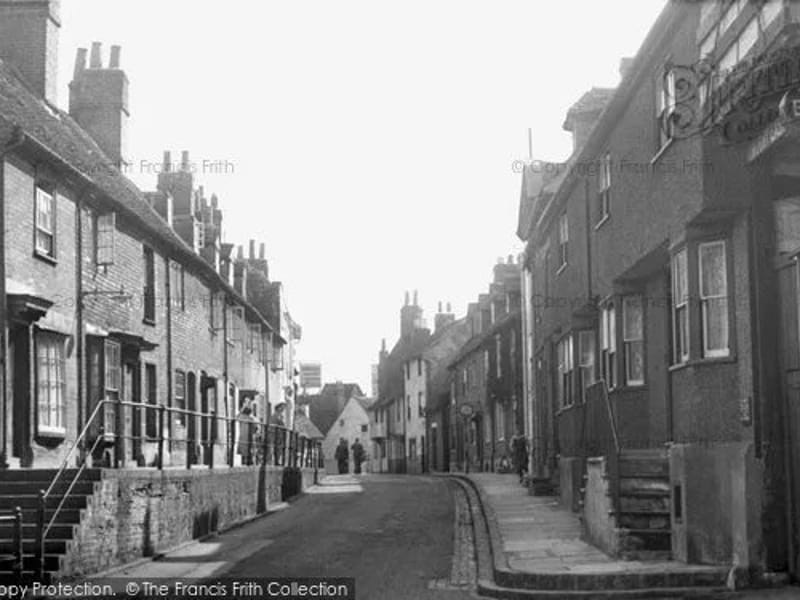 Aylesbury - In-Home Care in Aylesbury, England photo 2