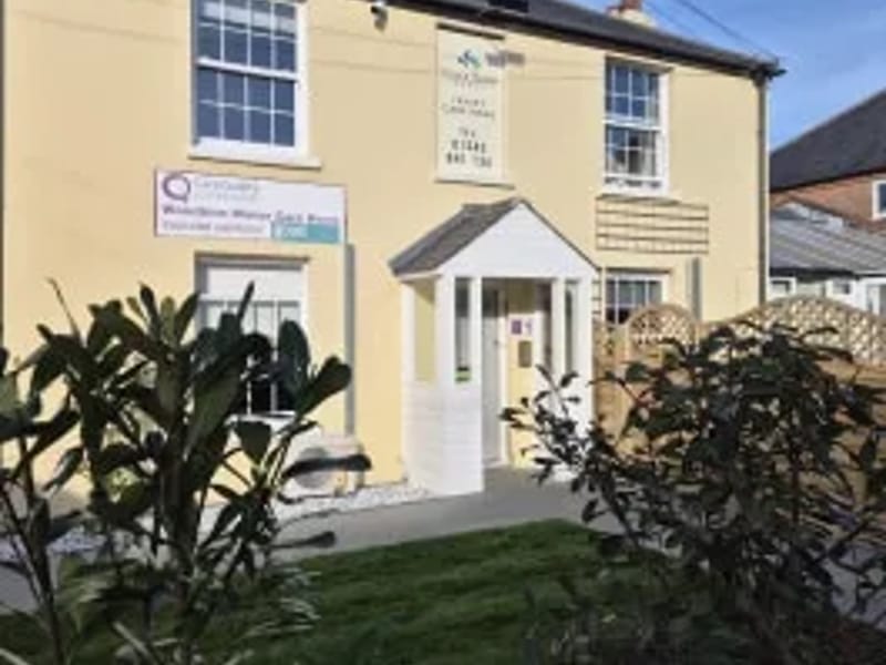 York Lodge - Assisted Living in Worthing, England photo 2