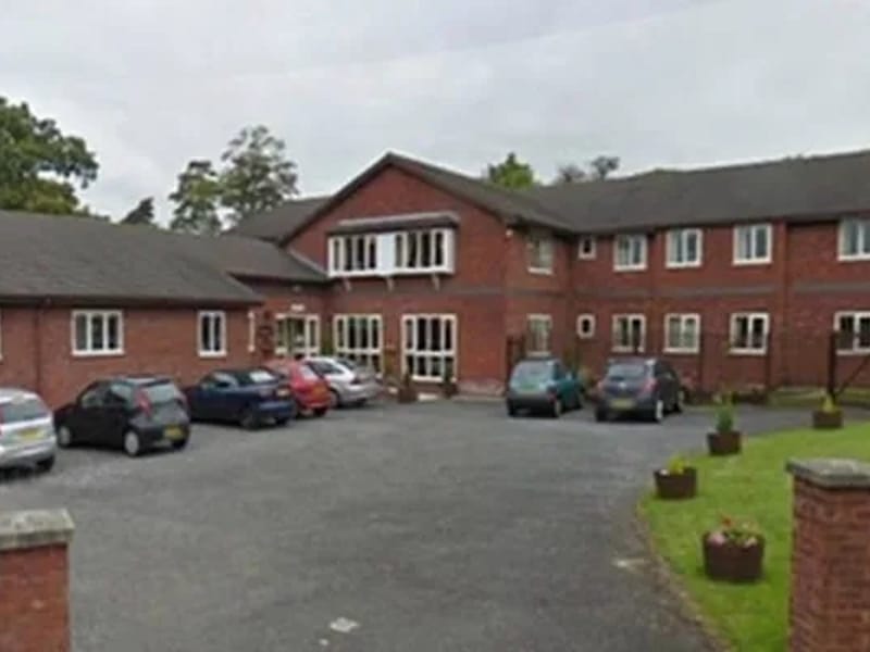 Highgrove House - Assisted Living in Chorley, England photo 1