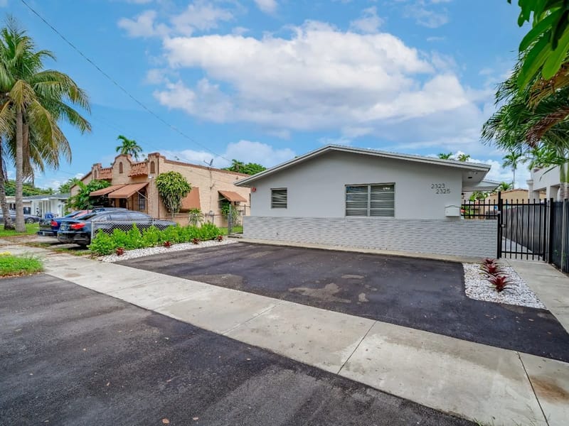 Pando'S Senior Care Inc. - Assisted Living in Miami, FL photo 3