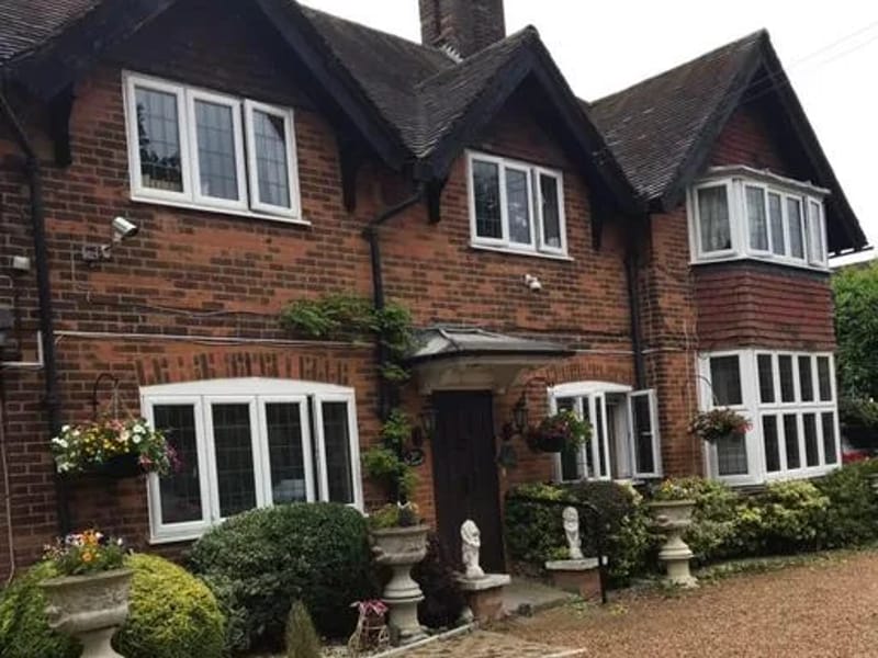 Oak Cottage in Hatfield, England photo 2