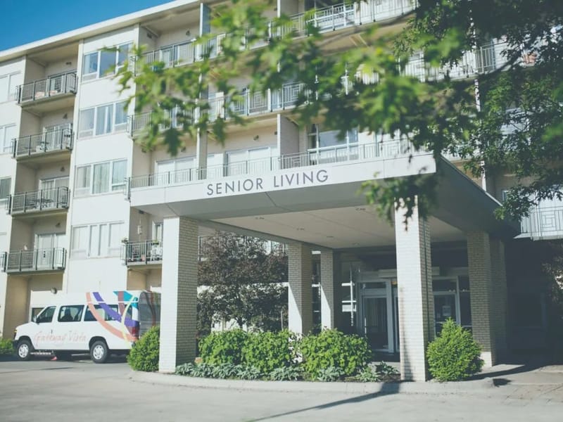 Holmes Lake Rehabilitation & Care Center - Nursing Home in Lincoln, NE photo 2