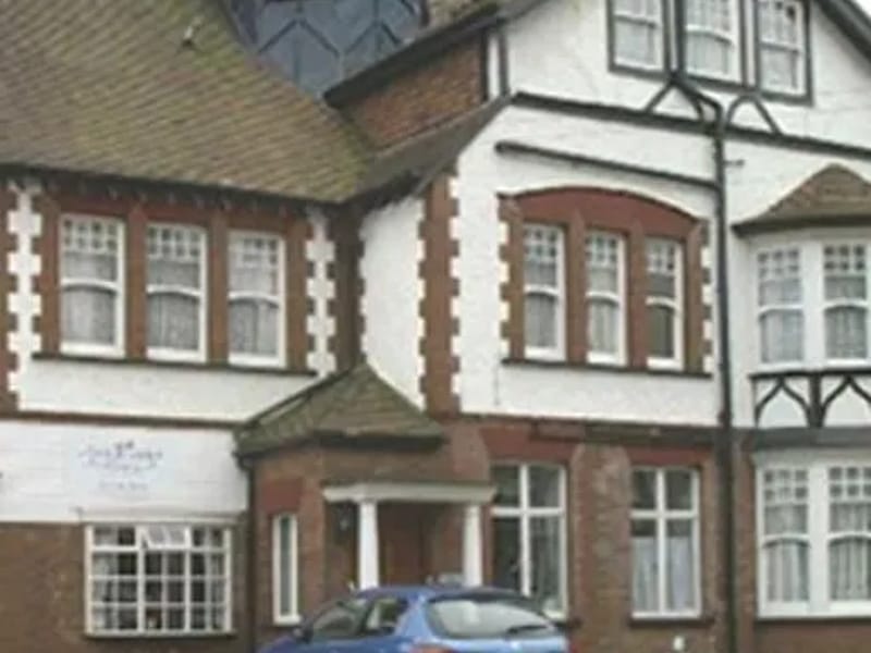 Ambassador House - Assisted Living in Luton, England photo 2