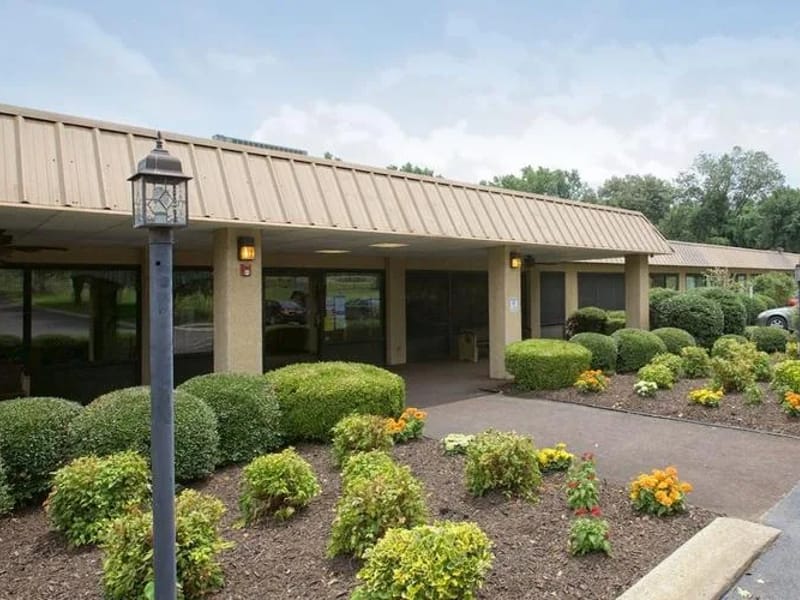 Davita Lewis Creek Dialysis - Dialysis in Dyersburg, TN photo 4