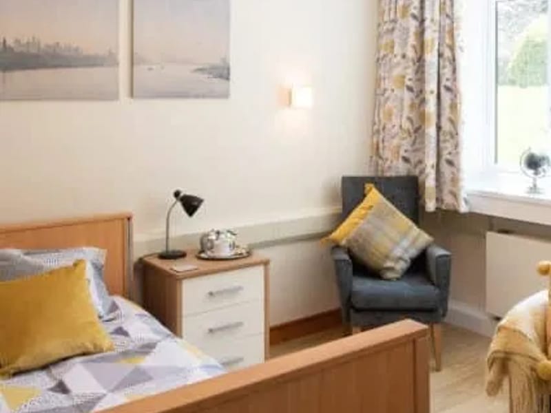 Cadogan Court - Assisted Living in Exeter, England photo 3