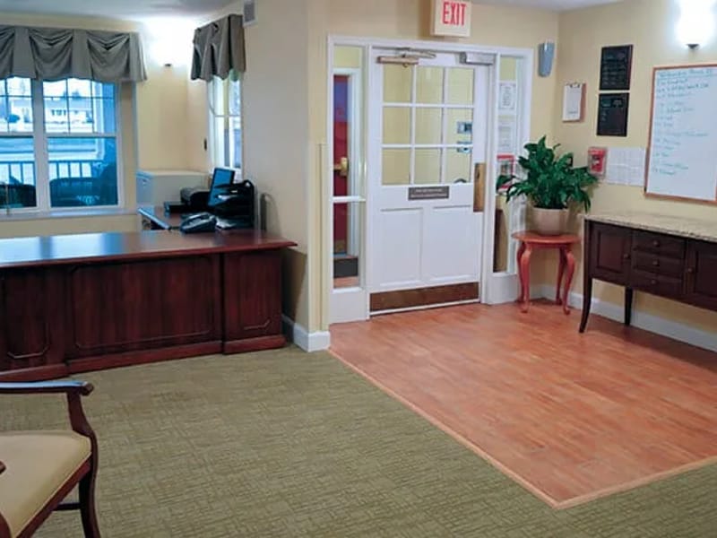 Brookdale Niagara Memory Care — Assisted Living, North Tonawanda, NY · photo 2