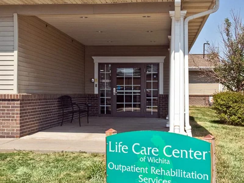 Life Care Center of Wichita - Nursing Home in Wichita, KS photo 3