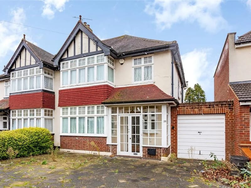 Ravenscourt Nursing Home - Nursing Home in Hornchurch, England photo 3