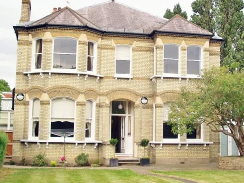 Tigh Grianan - Nursing Home in Epsom, England photo 2