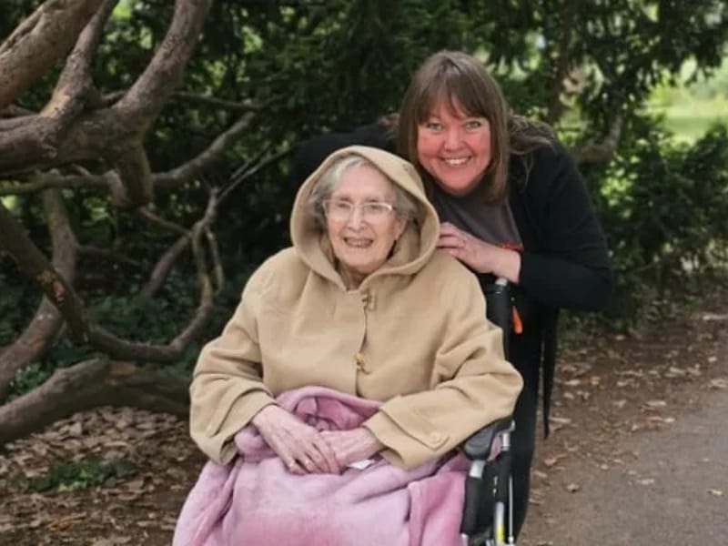 Accolade Support and Care Ltd - In-Home Care in Cheltenham, England photo 2