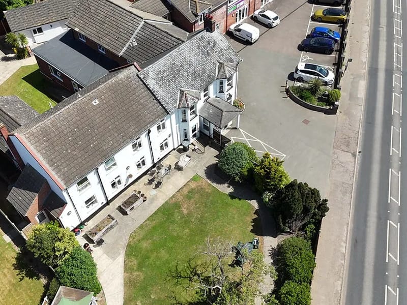The Windmill Care Home Ltd - Assisted Living in Great Yarmouth, England photo 3