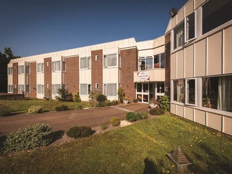 Hampton Lodge (St Basils) in Southampton, England photo 2