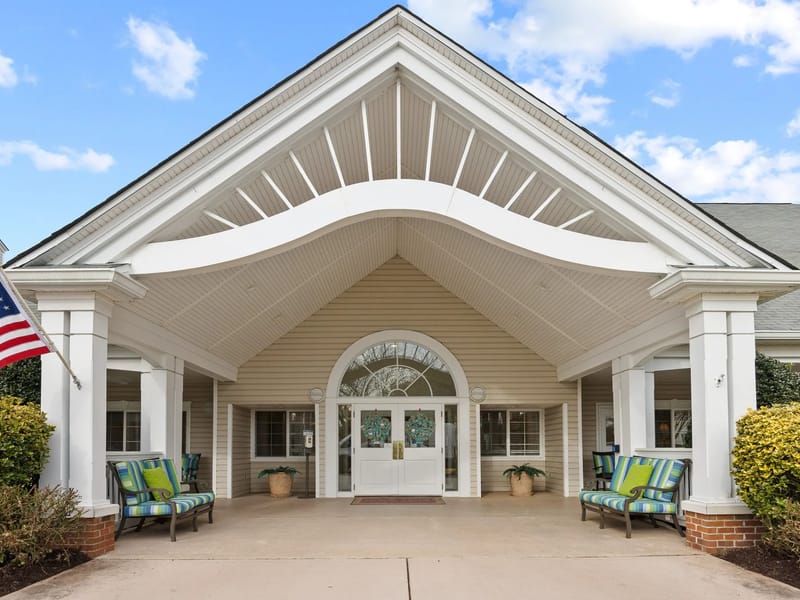 Atria Virginia Beach - Assisted Living in Virginia Beach, VA photo 2