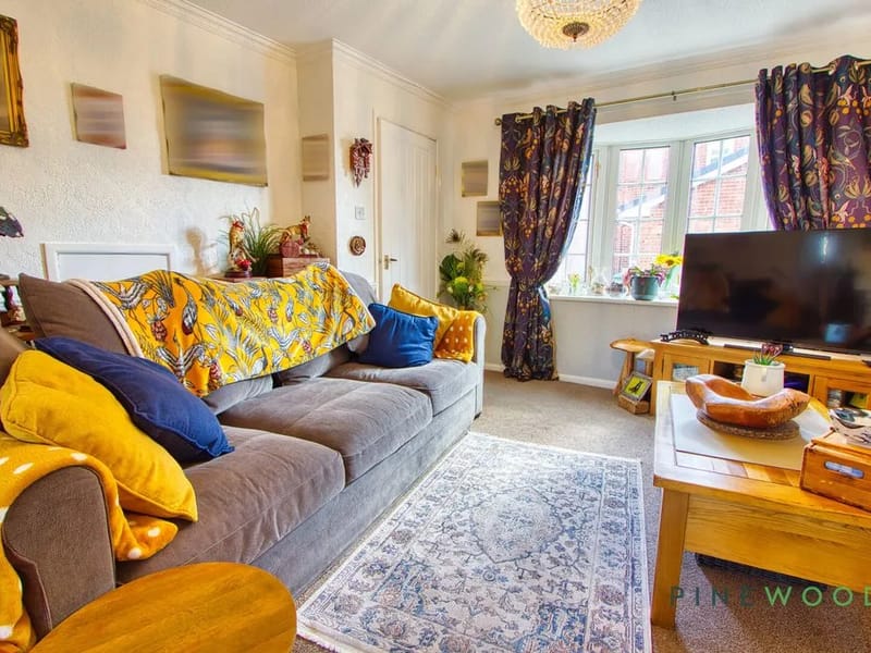 Meadow View - Assisted Living in Chesterfield, England photo 2