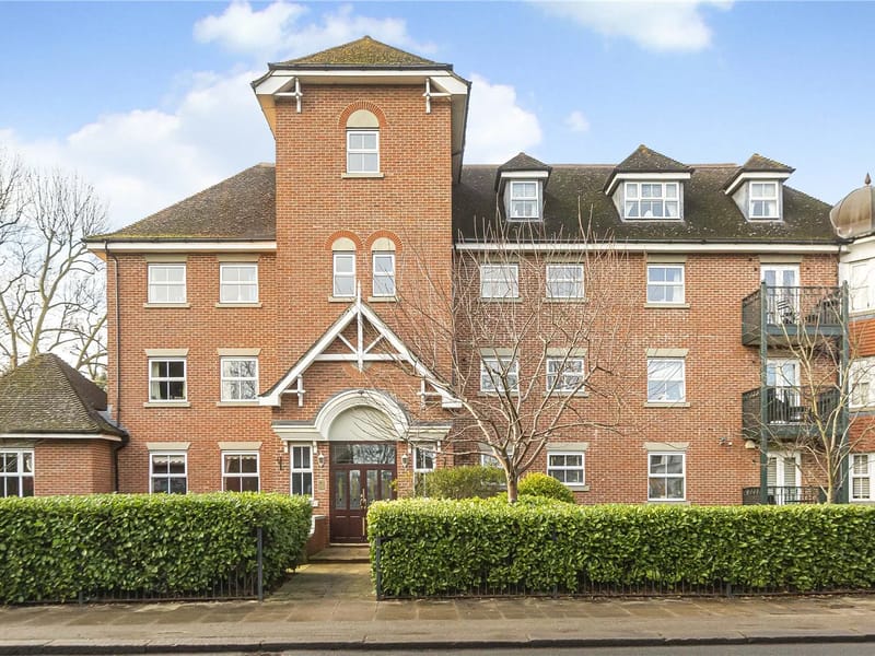 The Ridgeway - Assisted Living in Enfield, England photo 2