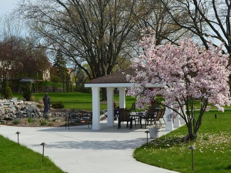 Tivoli Terrace At St Annes Salvatorian Campus - Assisted Living in Milwaukee, WI photo 3