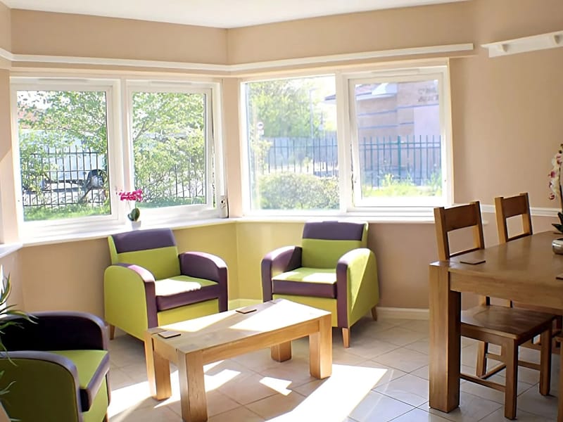 Haslington Lodge Care Home - Nursing Home in Greenhithe, England photo 1