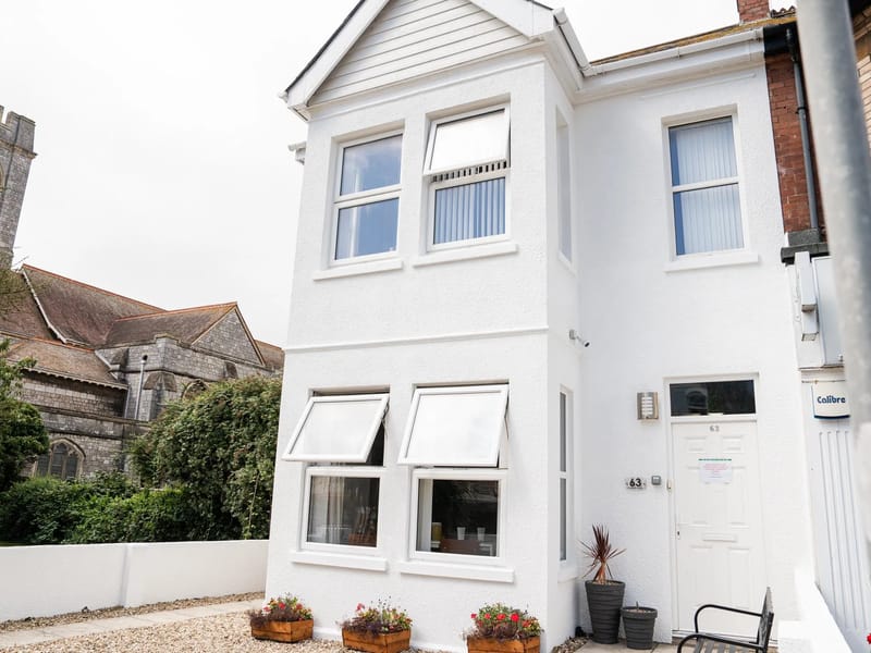 Kahanah House - Assisted Living in Exmouth, England photo 2