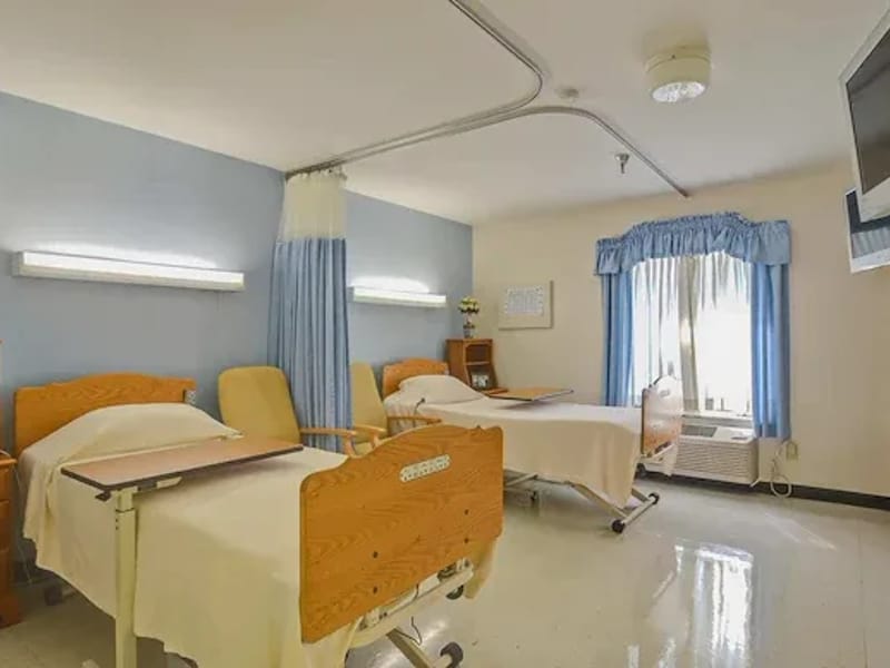 River Oaks Healthcare Center - Nursing Home in Clarksburg, WV photo 3